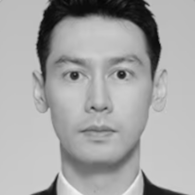 A speaker photo for Douglas Song