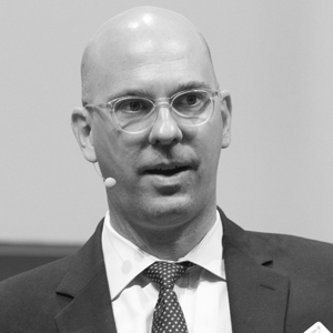 Ewald, Martin ESG20 CROPPED A speaker photo for Martin Ewald