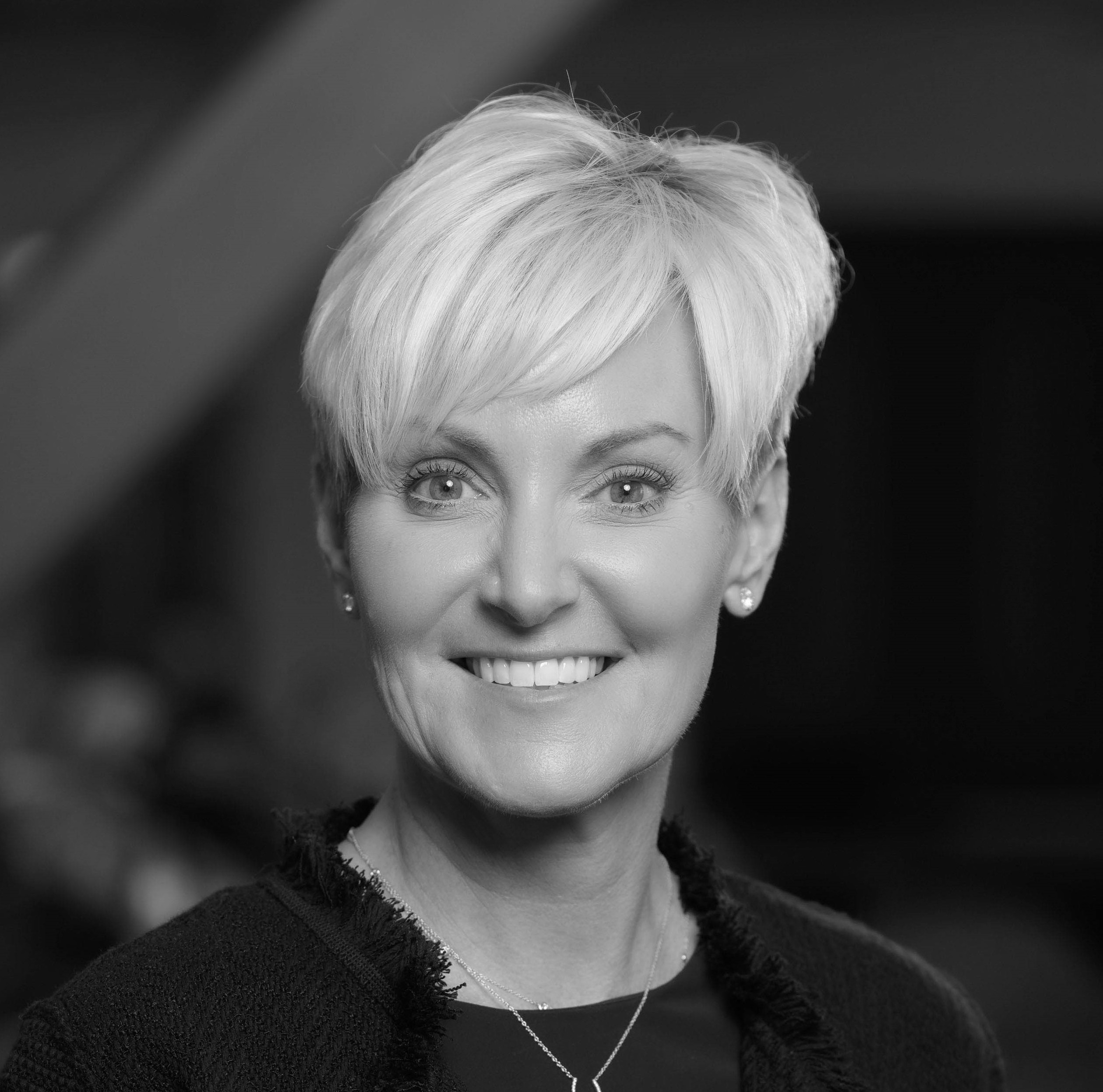 A speaker photo for Kelly Carlson