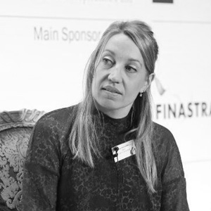 Hennerkes, Maya RFI20 CROPPED