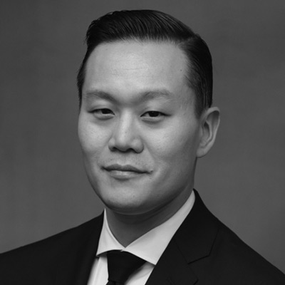 Michael Hong, Davis Polk