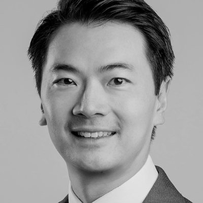 A speaker photo for Andrew Tan