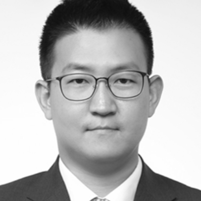 A speaker photo for Yunsuk Oh