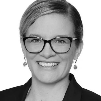 A speaker photo for Lisa Hinde