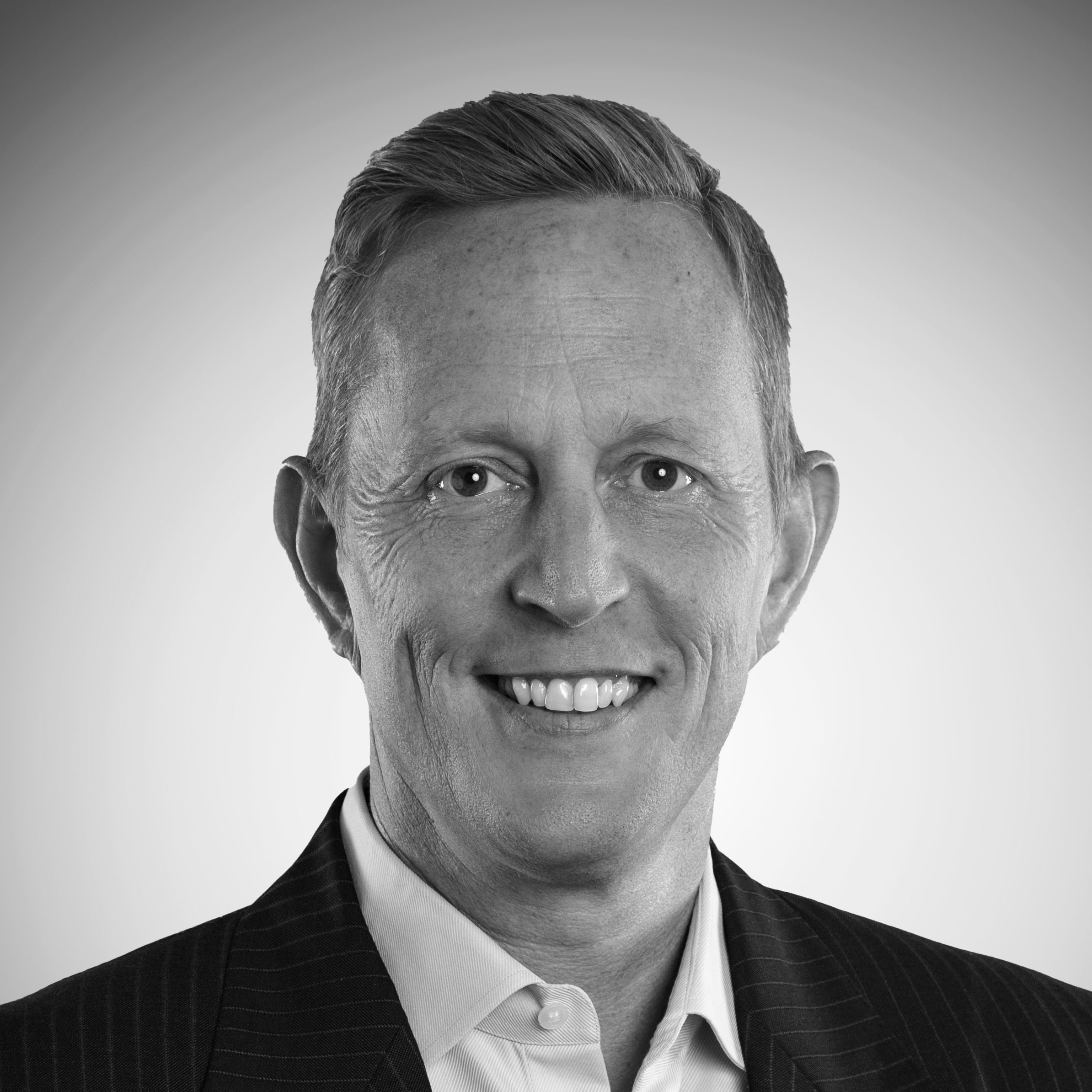 A speaker photo for Alexander Jakobson 