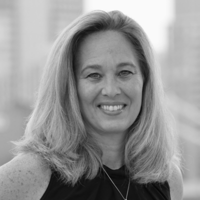 Amy Brackin Headshot