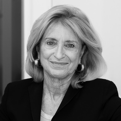 A speaker photo for Jocelyn Dehnert