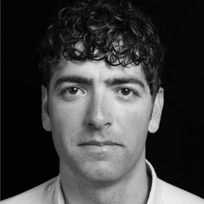 A speaker photo for Huseyin Genc