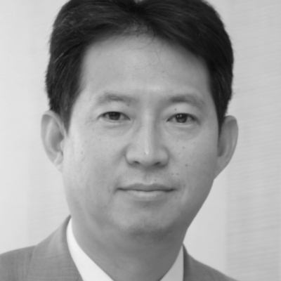 A speaker photo for Takashi Iwamoto 