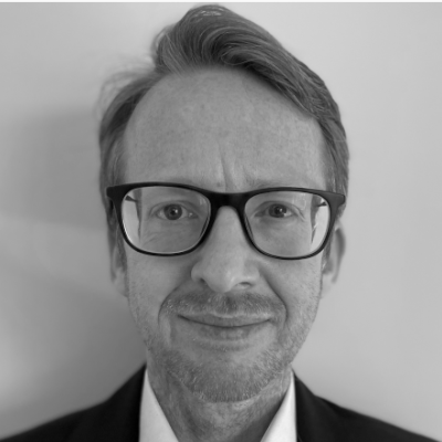 A speaker photo for Peter Dunbar