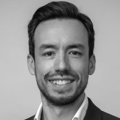 A speaker photo for Peter Bachmann