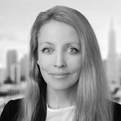 Teresa Cutter Headshot