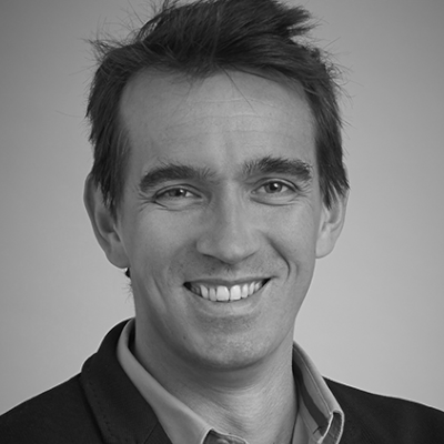 A speaker photo for Peter Frankopan