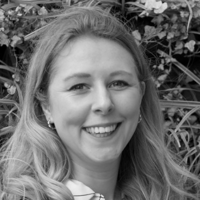 A speaker photo for Laura Callaghan