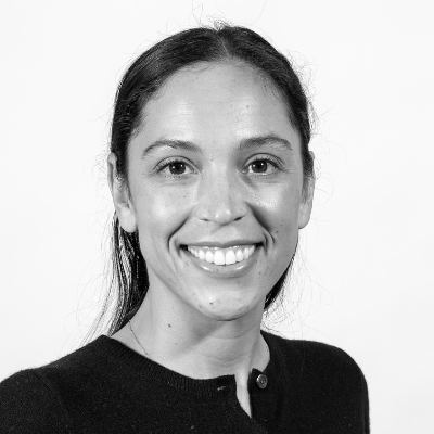 A speaker photo for Elizabeth Crowe