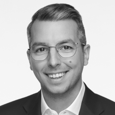A speaker photo for George Velikov