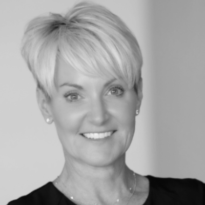 A speaker photo for Kelly Carlson