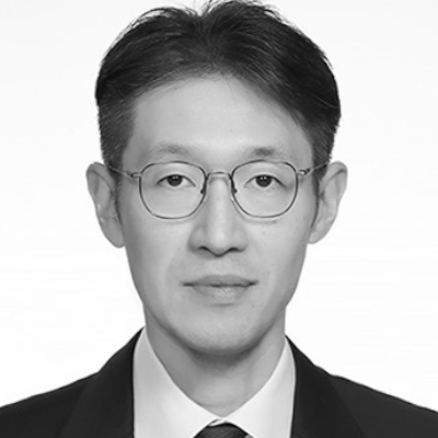 A speaker photo for JR (Jeryang) Lee