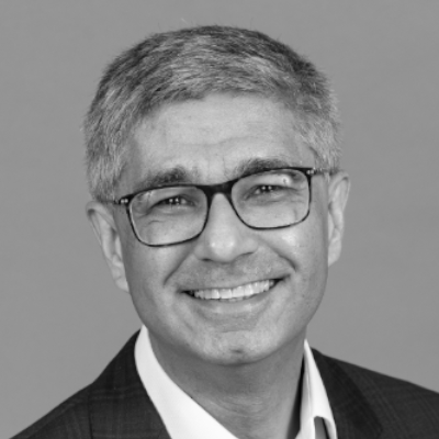 A speaker photo for Moti Shahani