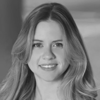 A speaker photo for Holly Makarchuk