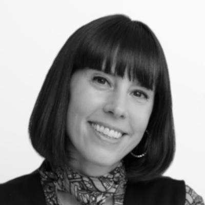 A speaker photo for Laura Fox