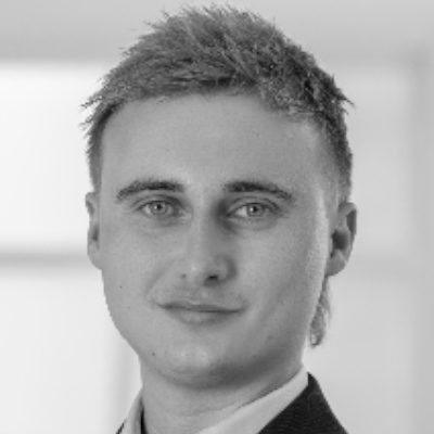 A speaker photo for Thomas Riley