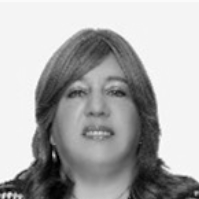 A speaker photo for Faye Tannenbaum 