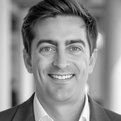 A speaker photo for Tim Graham