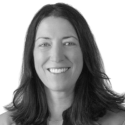 A speaker photo for Jen Moldaver