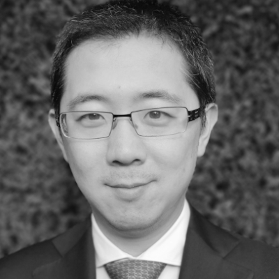 A speaker photo for Jason Huang