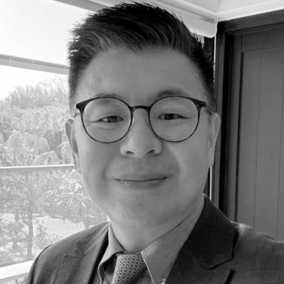 A speaker photo for Andrew Shih