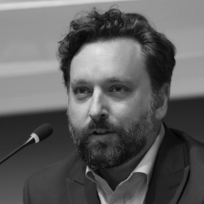 A speaker photo for Stephen Barrie