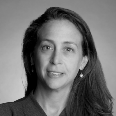 A speaker photo for Leslie  Wolff Golden