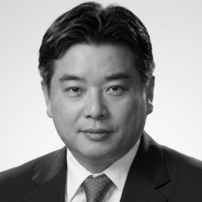 A speaker photo for Richard (Yuinyon) Kim