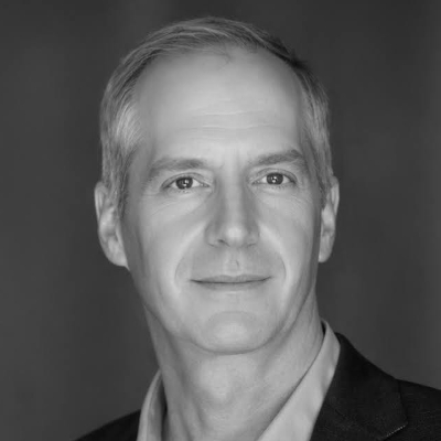 A speaker photo for Robin Langdon