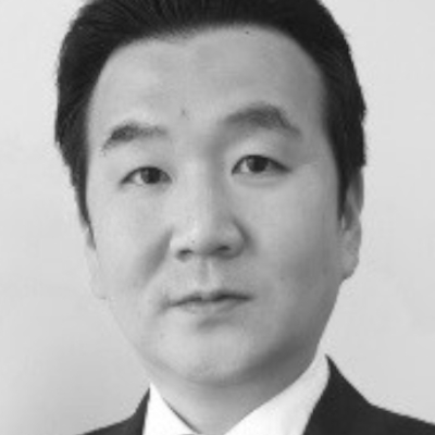 A speaker photo for Yasuyuki Tomita